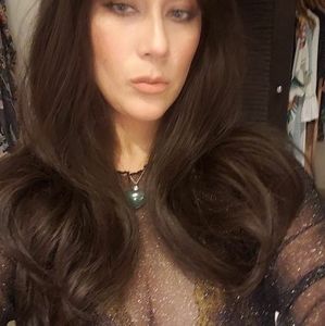 Meet your Posher, Julia isabel